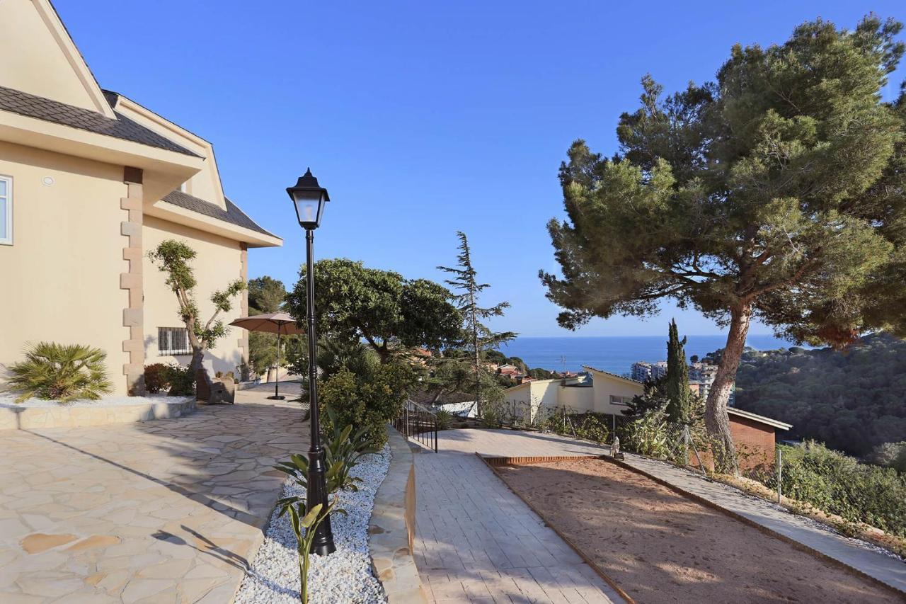 Homestay Villa Estrella - Costa Brava Calella Extérieur photo